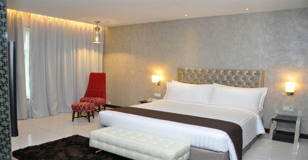 The Deltin Hotel Daman Exterior photo
